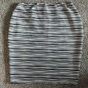 Stretchy Pencil Skirt